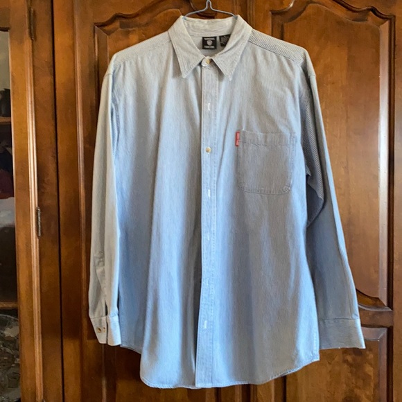 Warner Bros. size medium Looney Tunes shirt - Picture 2 of 6